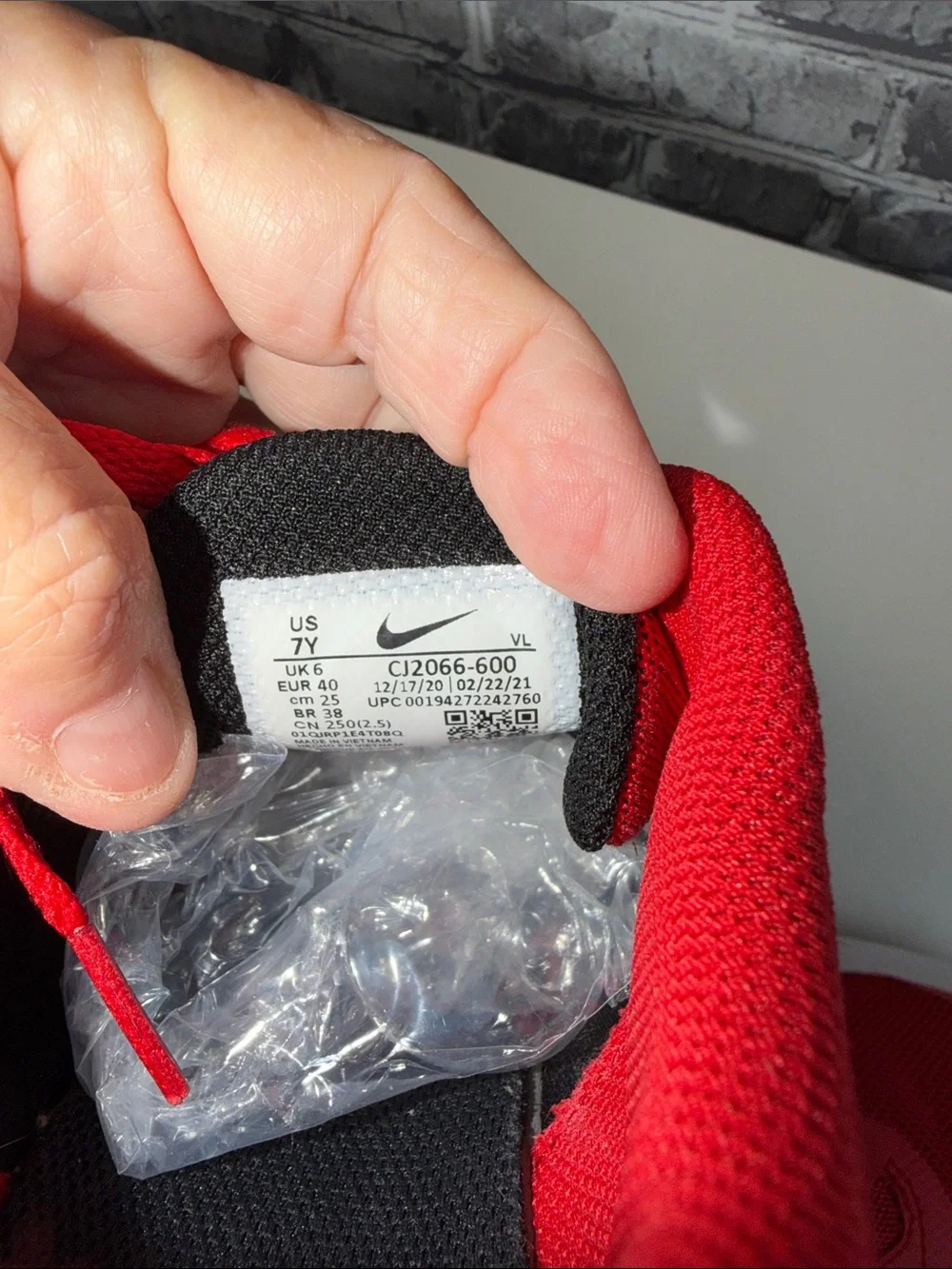 Nike Red and White Running Sneakers‎